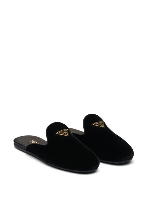 Logo velvet slippers in black 